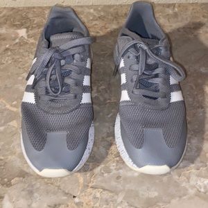 Adidas shoes women’s size 7